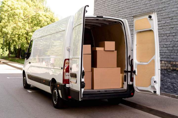 Courier Deliveries Cranbourne